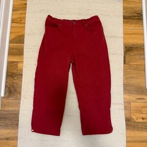 Gloria Vanderbilt women Vibrant Red Capri jeans